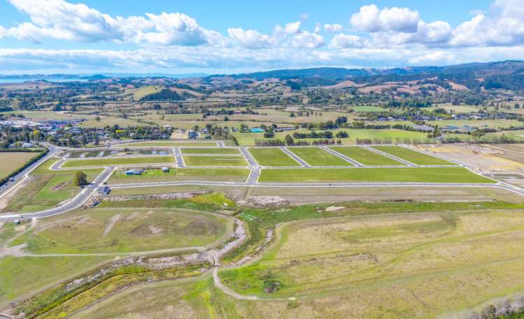 2/62-80 Papakura-Clevedon Road Clevedon_4
