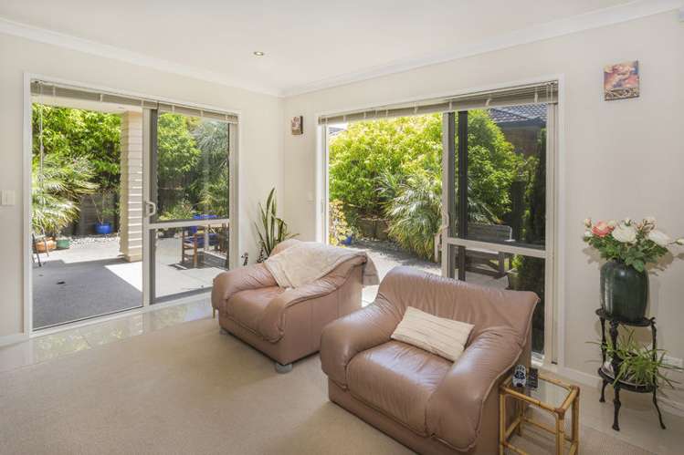 11 Chard Place Flat Bush_12