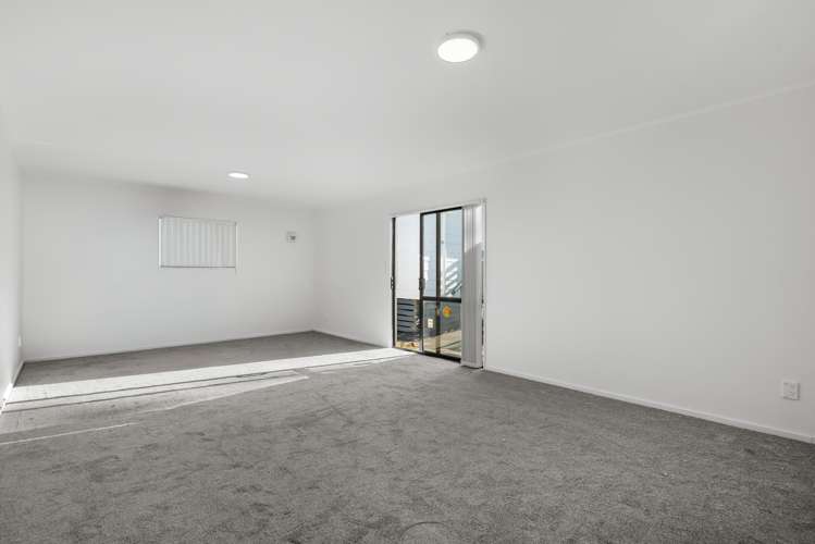 2/33 Secretariat Place Randwick Park_9