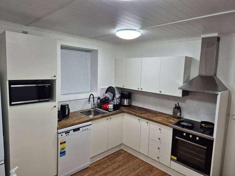 15 Milford Avenue_0