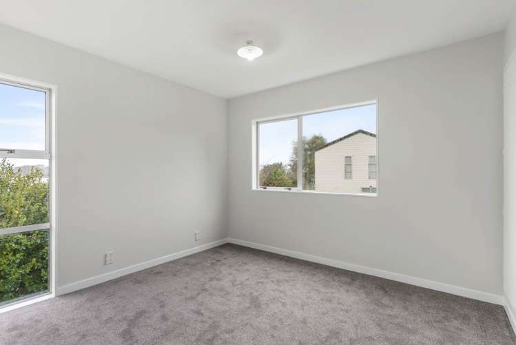 41 Fred Woodward Place Mount Roskill_13