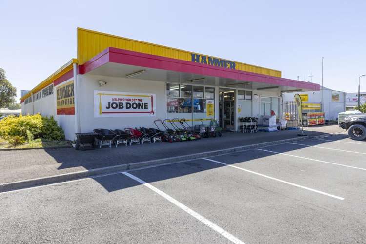 2 The Town Centre Turangi_9