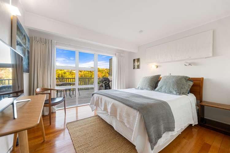 40 Peter Terrace Castor Bay_13