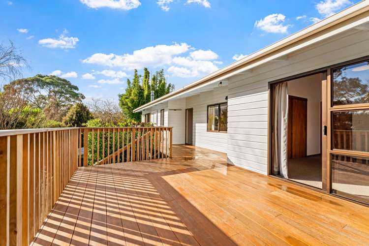 16 Dobell Road Stanmore Bay_9