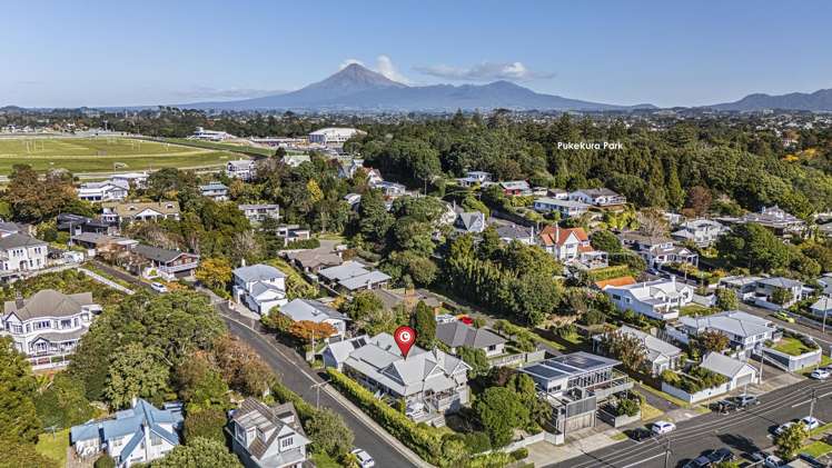62 Gilbert Street New Plymouth_31