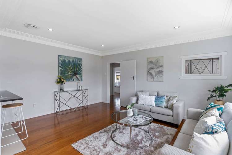 9 Clevedon Road Papakura_11