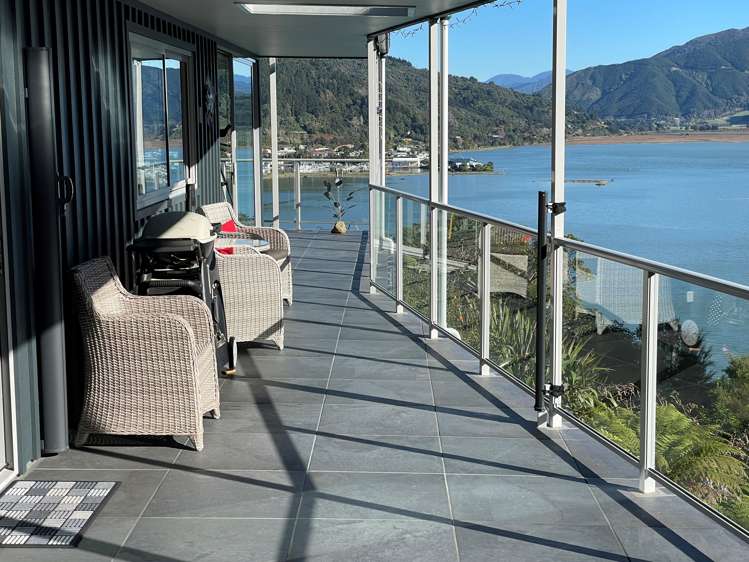 251 Queen Charlotte Drive Havelock_6