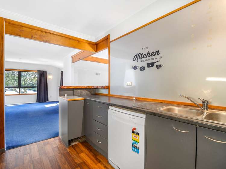 404 Sunset Road Sunnybrook_16