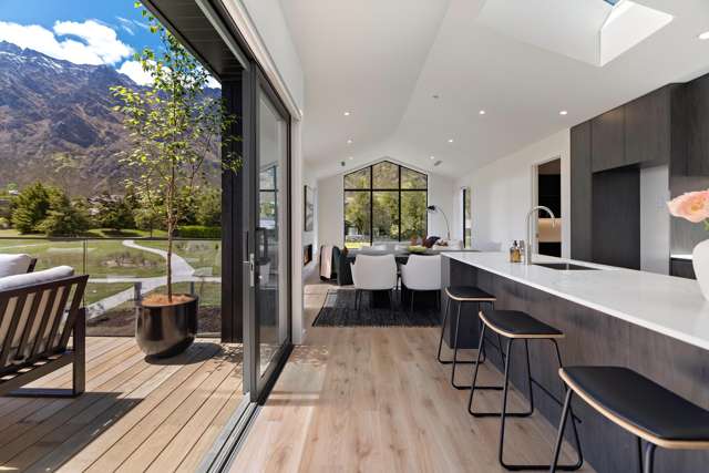 13 Taurus Lane Jacks Point_2