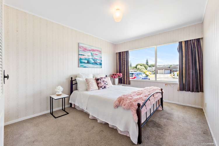 26 Faith Bullock Place New Lynn_9