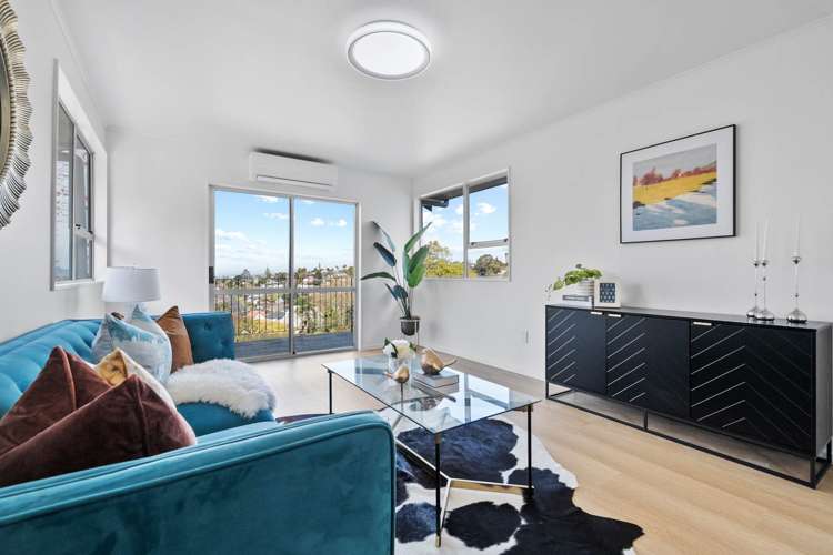 10 Tableau Place Totara Vale_3