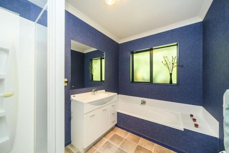 53 Pacific Drive Fitzherbert_19