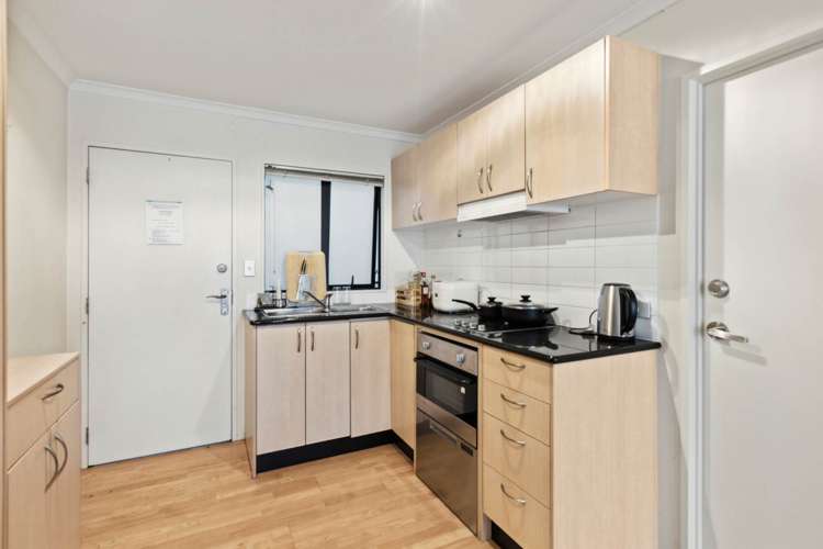 C509/176 Broadway Newmarket_6