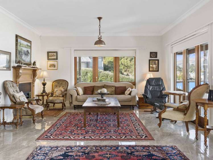 7 Beach Road Akaroa_5