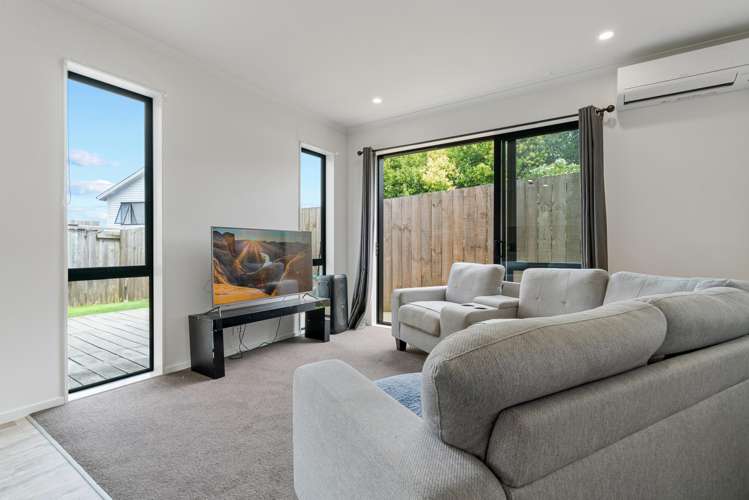 9/16 Russell Road Manurewa_2