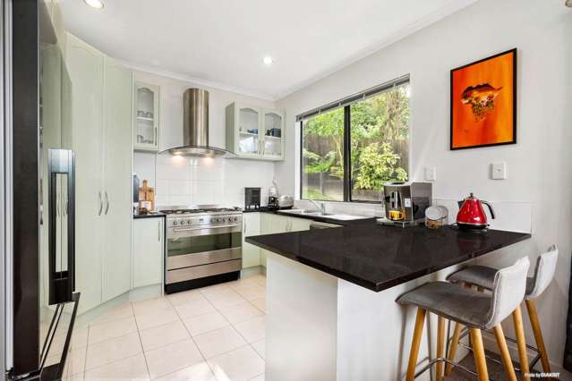 2/18 Limmer Place Browns Bay_2