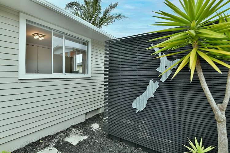 27 Doment Crescent Orewa_4