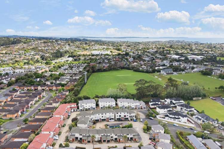 48/22 Northcross drive Oteha_23