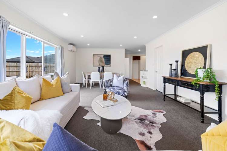 4 Waldos Way Mangere_6