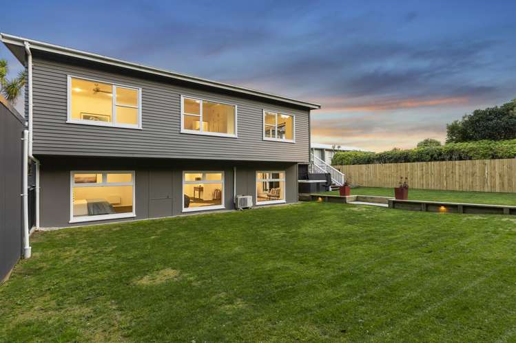 44 Friend Street Karori_39