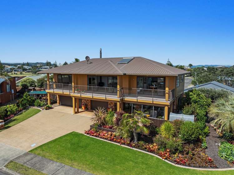 14 Commodores Close Coastlands_4