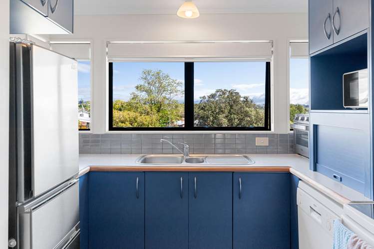 80A Jonathon Street Brookfield_6
