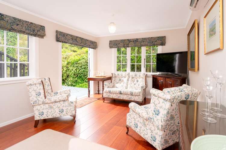 19 Waikare Street Karori_6