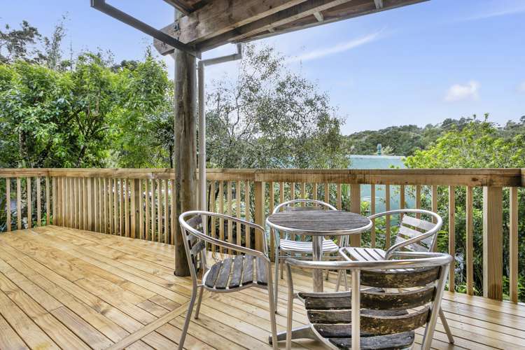 1/16 Learmonth Avenue Birkenhead_13