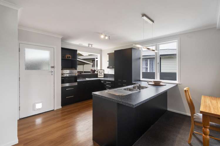 3 Benmore Avenue Cloverlea_3