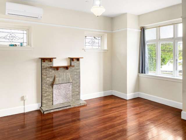 2-Bedroom Flat in the Heart of Newtown