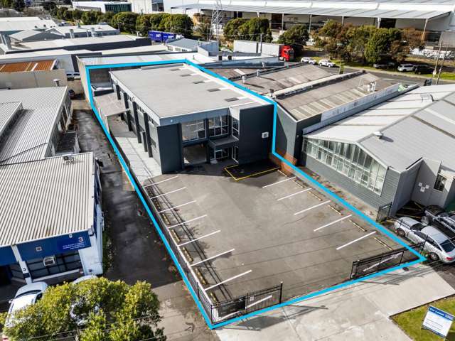 Freehold in Prime Location