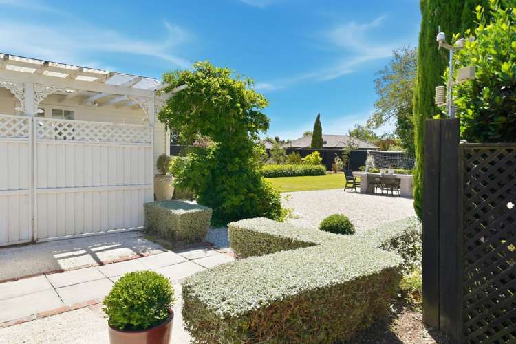 2 Church Street Amberley_25