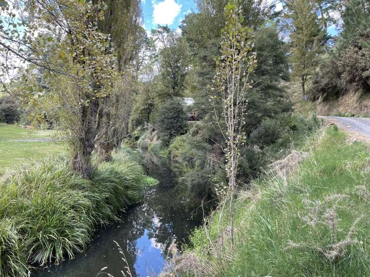 9 Karapiro Road Karapiro_16