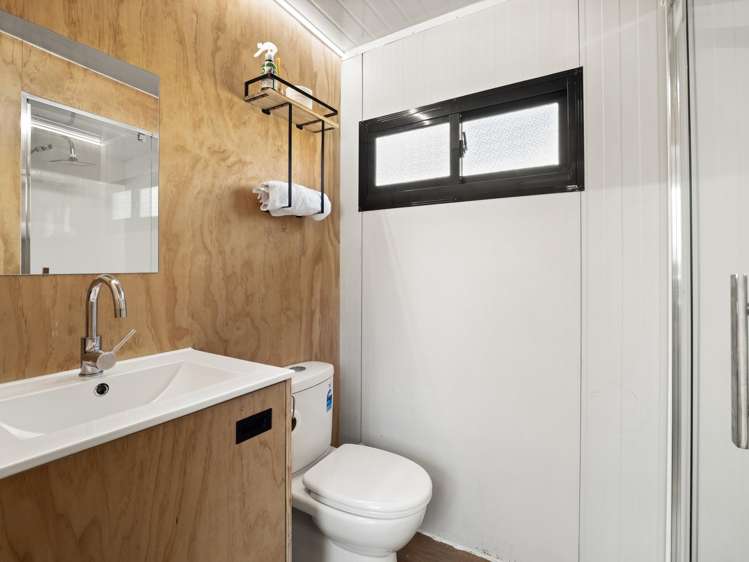 67 Brighton Road Green Island_7