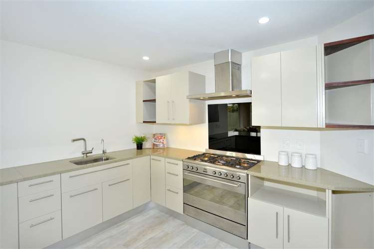 14 Flaxon Place Burwood_3