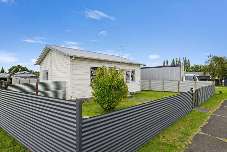 255 Lytton Road Elgin_24