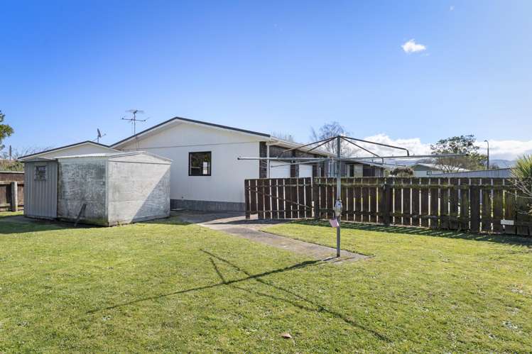 3 Deller Drive Carterton_16