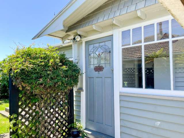 Charming 3 bed character home down lovely street