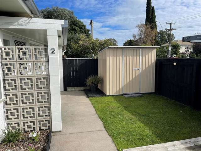 2/682 Abderdeen Road Te Hapara_2