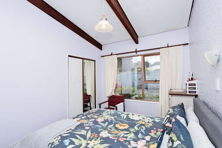 Room 2 Unit 3/172 Forth Street 10549_9