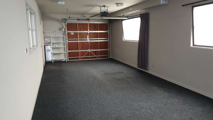 57 Newington Road Henderson_15