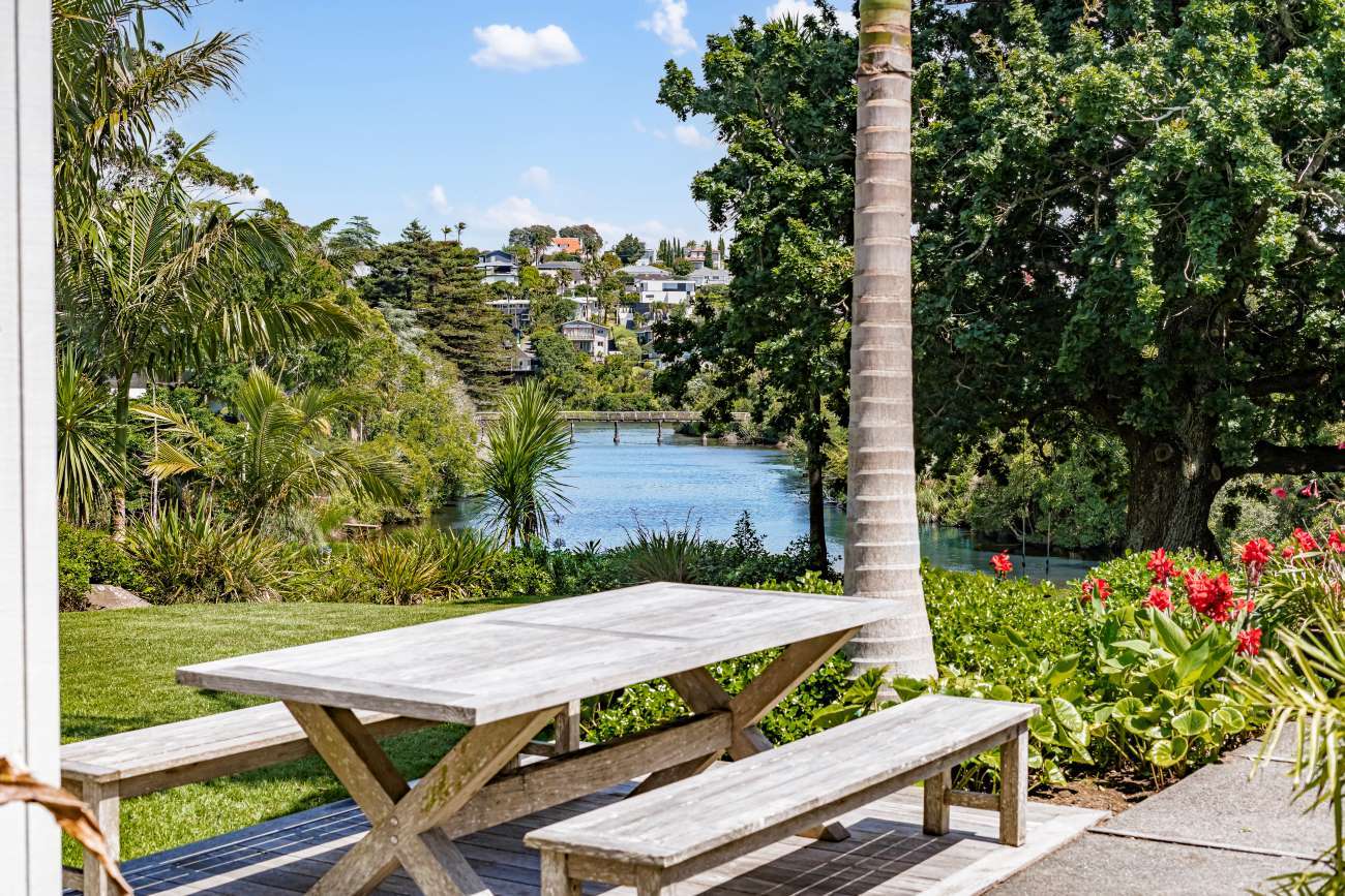 86 Meadowbank Road in Meadowbank, Auckland