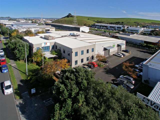 42 Vestey Drive Mount Wellington_1