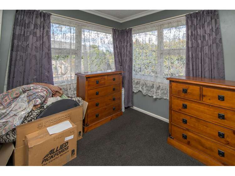 239 Shortland Street Aranui_9