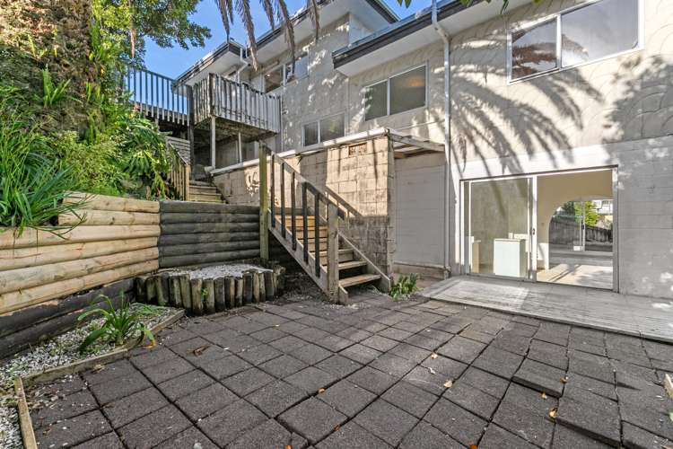 216 Glamorgan Drive Northcross_33