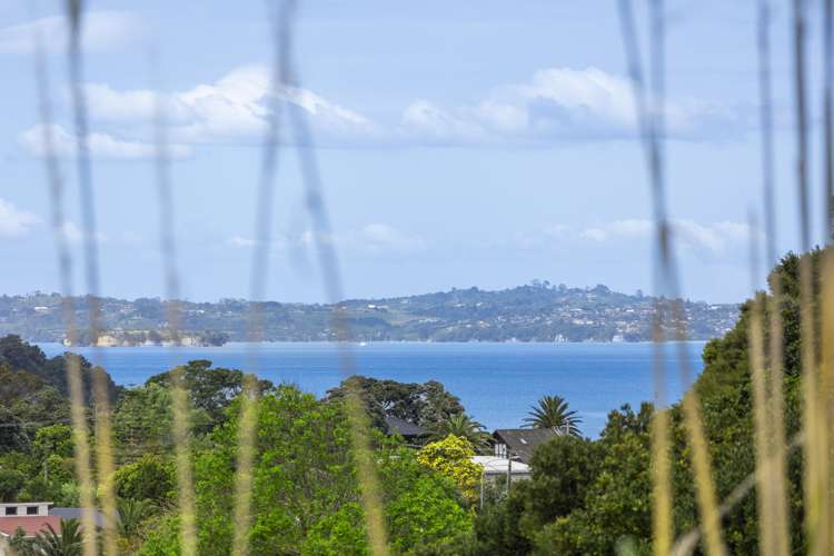 21 Beatty Parade Surfdale_22