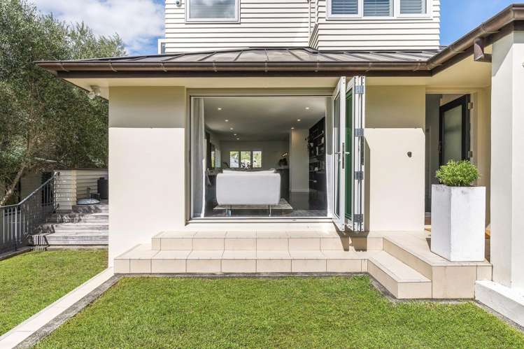 21 Westmere Park Avenue Westmere_12