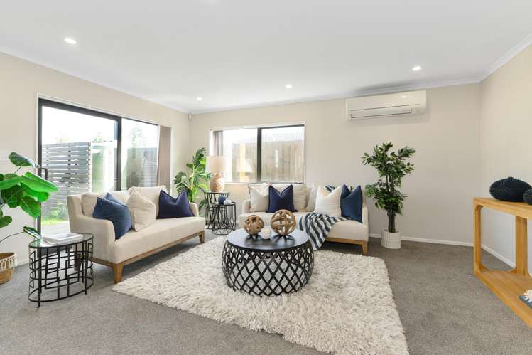 1/30 Calvert Avenue Mangere_1