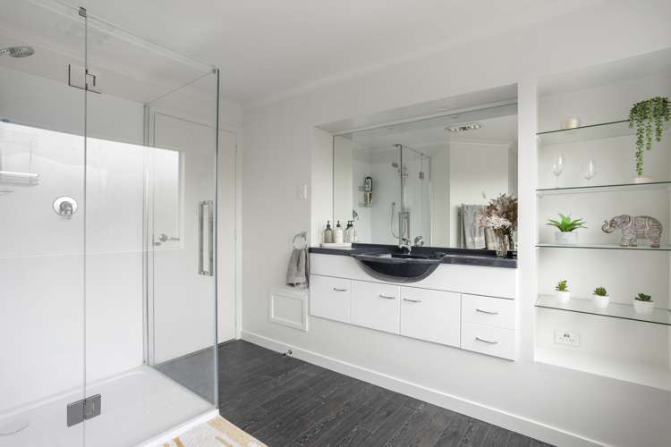 9 Mcfadden Drive Mosgiel_12