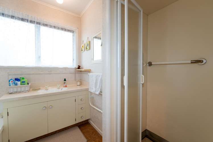 14 Liverpool Crescent Tamatea_8